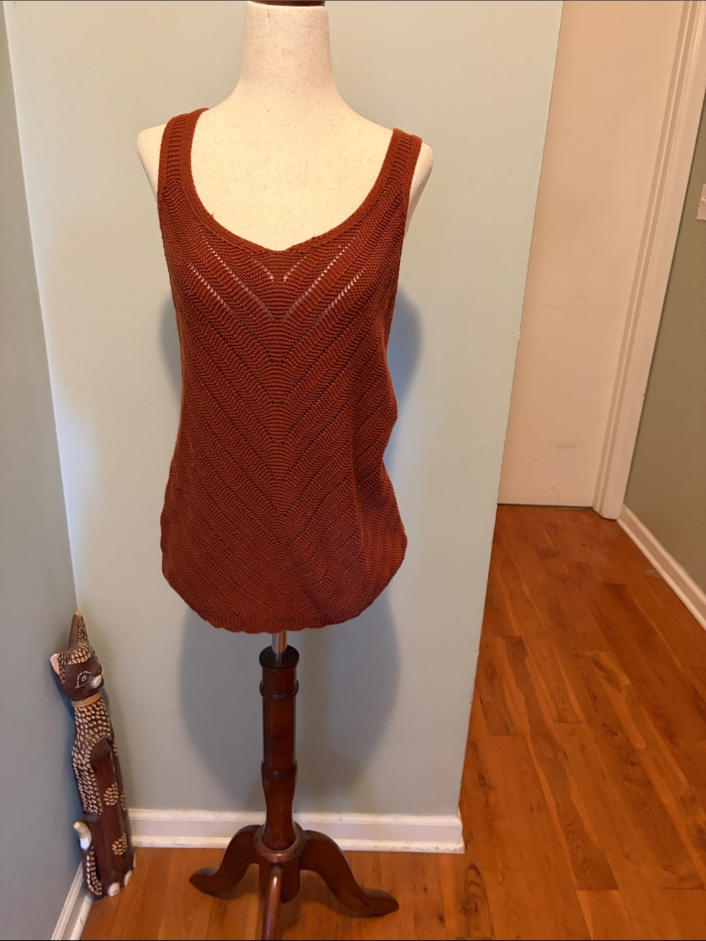 Sleeveless Knit Tank Top - Rust Brown